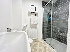 Photo 9- click for photo gallery